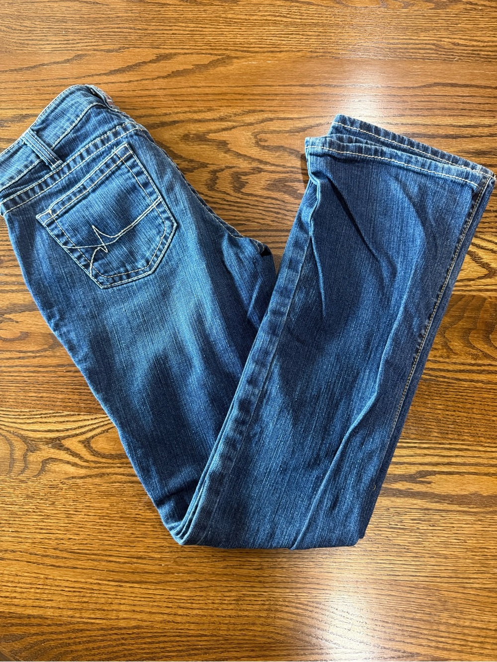 27L Ariat Women’s work jeans
